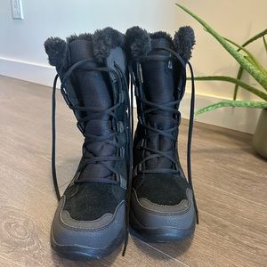 Columbia snow boots